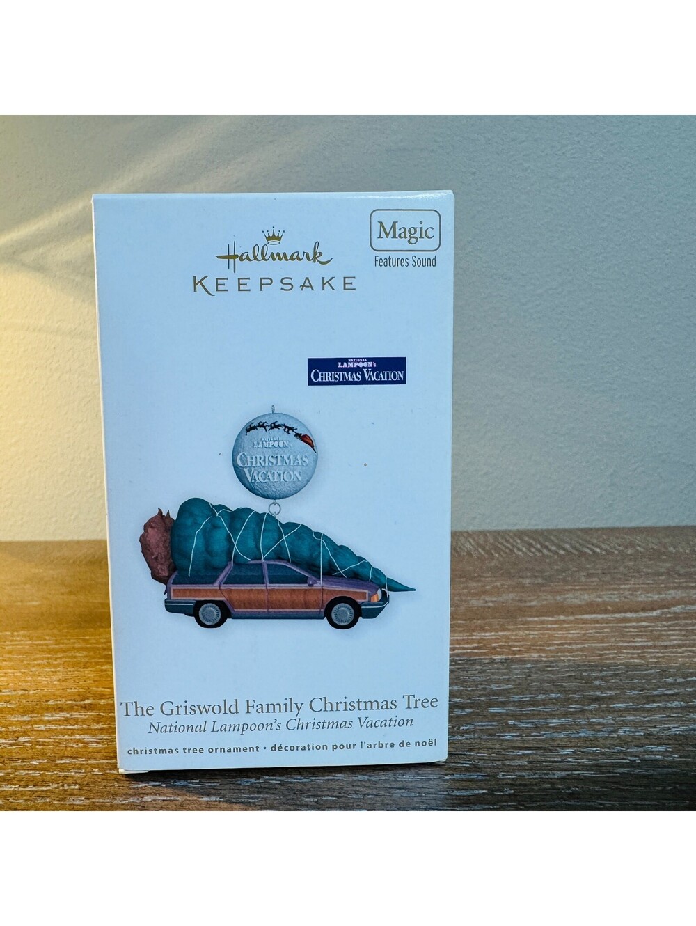 Hallmark Keepsake Magic The Griswold Family Christmas Tree Lampoon's Vacation